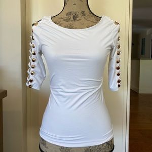 White Midlength Sleeve Top